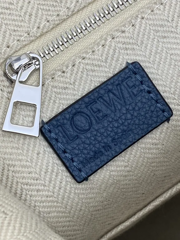 Loewe Bag 